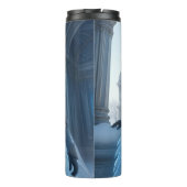 Eismagier mit glitzernder, frostbedeckter Rüstung Thermosbecher (Rückseite)