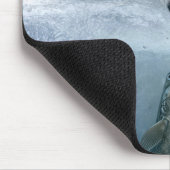 Eisstandoff zwischen Eisbär und Fisch Mousepad (Ecke)