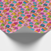 Eistüten auf Rosa Geschenkpapier (Ecke)