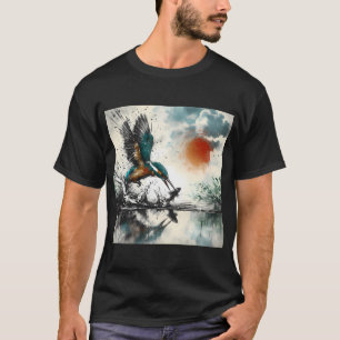 Eisvogel taucht nach Fisch, KI-generierte Kunst T-Shirt
