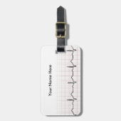 EKG Herzschlag auf Zeichenpapier mit Gepäckanhänger (Vorderseite vertikal)