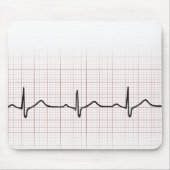 EKG Herzschlag auf Zeichenpapier mit Mousepad (Vorne)