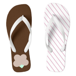 Eklectische Flipflops, braun und rosa Badesandalen