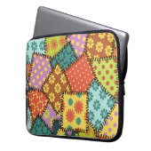 Eklektisches Patchwork: Vielfältige Muster-Mischun Laptopschutzhülle (Vorderseite Links)