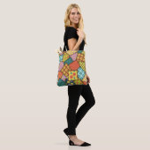 Eklektisches Patchwork: Vielfältige Muster-Mischun Tasche (Am Model)