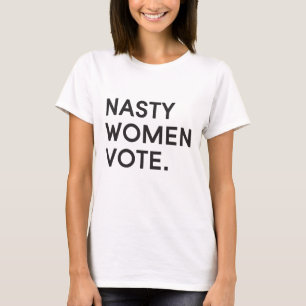 Ekliger Slouchy Freund-T - Shirt der
