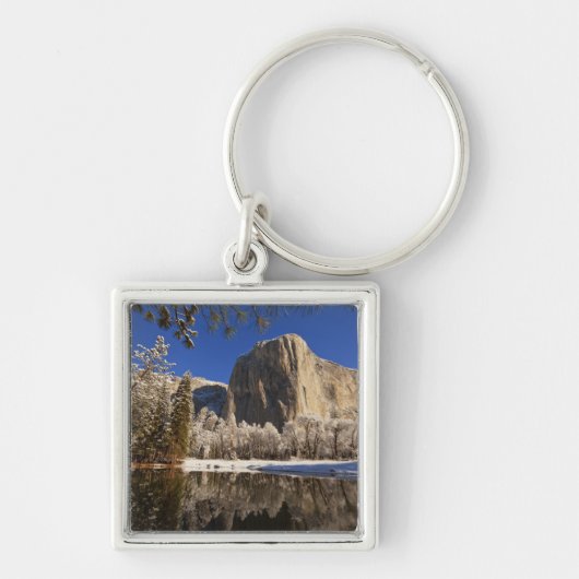 El Capitan reflektiert in den Merced River in Schlüsselanhänger (Vorne)