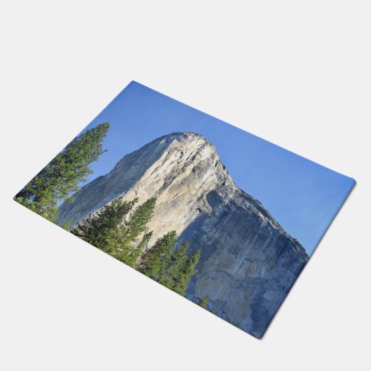 El capitan Über dem Merced River - Yosemite Valley Fußmatte (Schrägansicht)