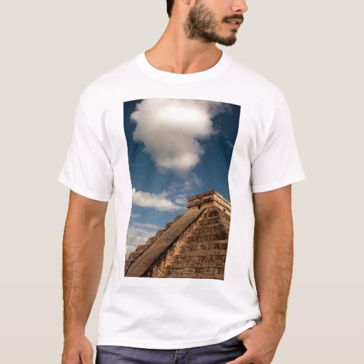 EL Castillo bei Chichen Itza T-Shirt (Vorderseite)