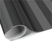 Elagnat Black & Smoky Black Vertical Stripes Geschenkpapier (Rolleneckpunkt)