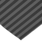 Elagnat Black & Smoky Black Vertical Stripes Kurzer Tischläufer (Ecke)
