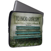 Elbert Hubbard Inspiration Zitat "Kritik" Laptopschutzhülle (Vorne Rechts)