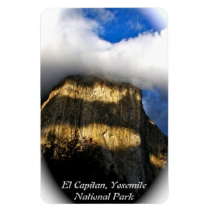 ELCAPITAN IN DEN WOLKEN IN YOSEMITE NATIONALPARK MAGNET
