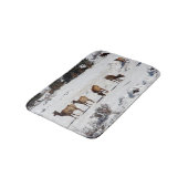 Elch im Schneebad Badematte (Schrägansicht)