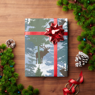 Elch im Winterwald Geschenkpapier