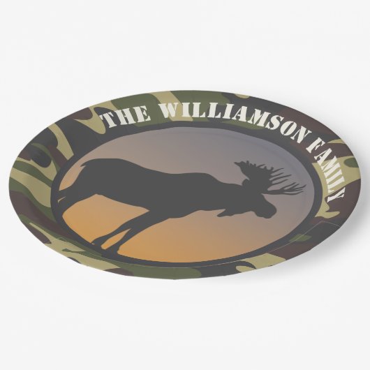 Elch und Camouflage Pappteller (Schrägansicht)