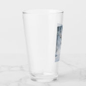 Elchbulle durchquert borealen Schnee Glas (Rechts)