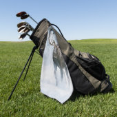 Elchbulle durchquert borealen Schnee Golfhandtuch (Gras)