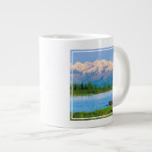 Elchbulle im Wonder Lake Jumbo-Tasse (Vorderseite Rechts)