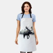 Elche Doppelbelastung vor einem Wald Schürze (Getragen)