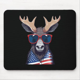 Elche mit der patriotischen US-Flagge Amerikanisch Mousepad