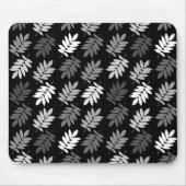 Elder Leaf Pattern Black White Grey Mousepad (Vorne)