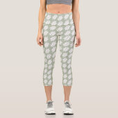 Elder Leaf Pattern White on Green Capri Leggings (Vorderseite)