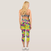 Eldritch Vigil Plakat Capri Leggings (Rückseite)