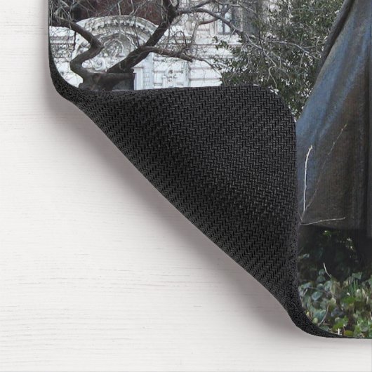 Eleanor Roosevelt Monument Mousepad (Ecke)