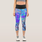 Electric Blue and Black von GStuller Capri Leggings (Vorderseite)