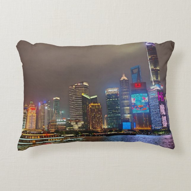 Electric Dreams - Futuristic Shanghai Skyline, A C Dekokissen (Vorderseite)