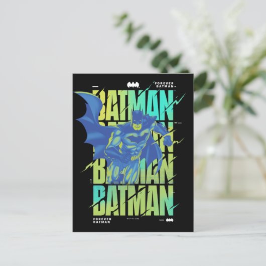 Electric Up Batman läuft durch Typografie Postkarte (Stehend Vorderseite)