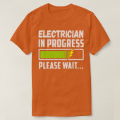 Electrician In Progress Journeyman Future Electric T-Shirt (Design vorne)