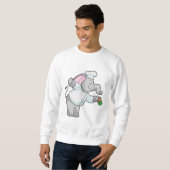 Elefant als Koch mit Salzstreuer Sweatshirt (Vorne ganz)
