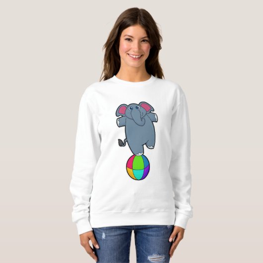 Elefant beim Zirkus mit Zirkusball Sweatshirt (Vorne ganz)