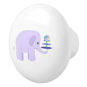 Elefant im Balanceakt Keramikknauf