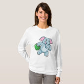 Elefant im Bowling mit Bowlingball T-Shirt (Vorne ganz)