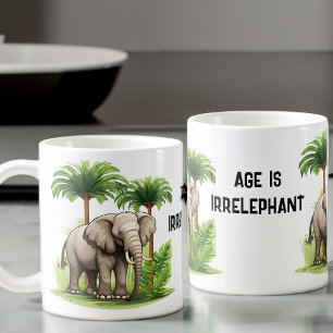 Elefant im Dschungel Wortspiel Lustiger Geburtstag Kaffeetasse