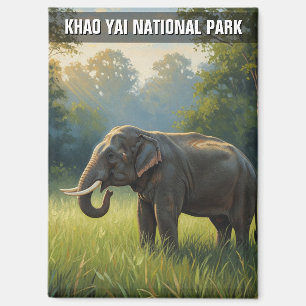 Elefant im Khao Yai Nationalpark in Thailand Magnet