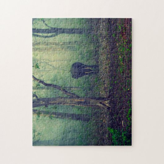 Elefant im Wald. Puzzle (Vertikal)