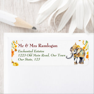 Elefant mit indischer Dekoration