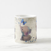 Elefant mit Schmetterling Kaffeetasse (Mittel)