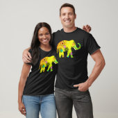 Elefant mit Stamm herauf Blumenelefanten T-Shirt (Unisex)