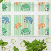 Elefant-Muster auf grünen Streifen Küchentuch (Gefaltet)