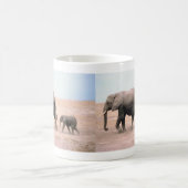 Elefant-Mutter und Kalb Kaffeetasse (Mittel)