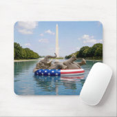 Elefant schwebt im Pool der National Mall Mousepad (Mit Mouse)
