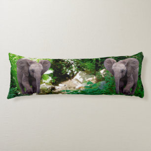 Elefant und Dschungel Seitenschläferkissen