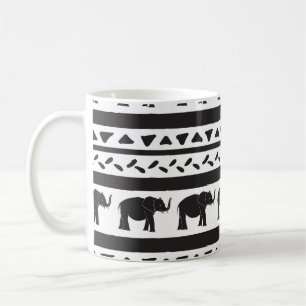Elefanten, Linien, Dreiecke, dekorativ nahtlos. Kaffeetasse