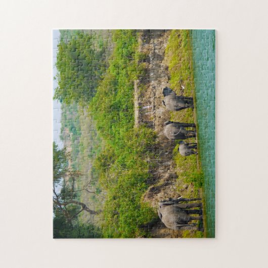 Elefanten Uganda. Puzzle (Vertikal)