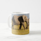 Elefantenfamilienwandern Kaffeetasse (Vorderseite Links)